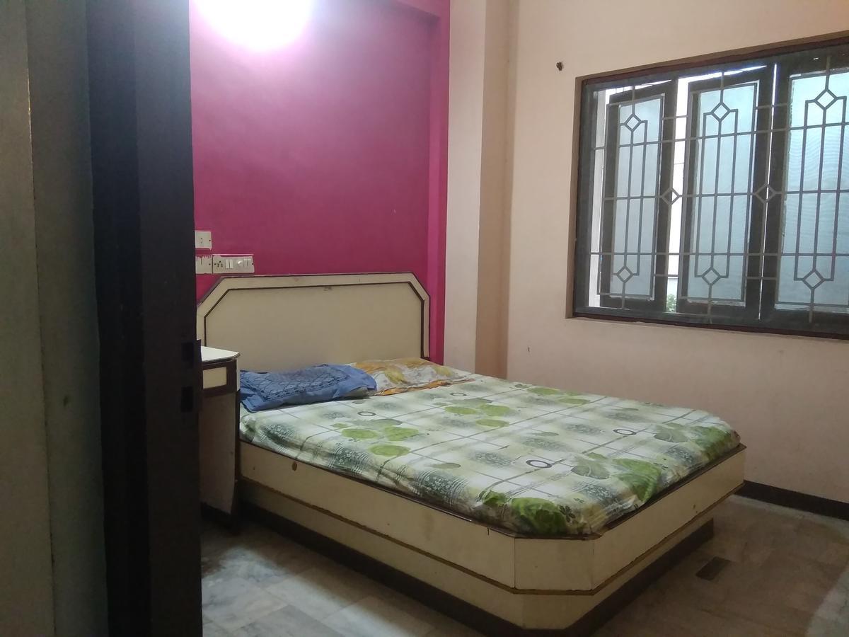 Oyo Flagship 40509 Hotel Mps Residential Tower Tirupur Esterno foto